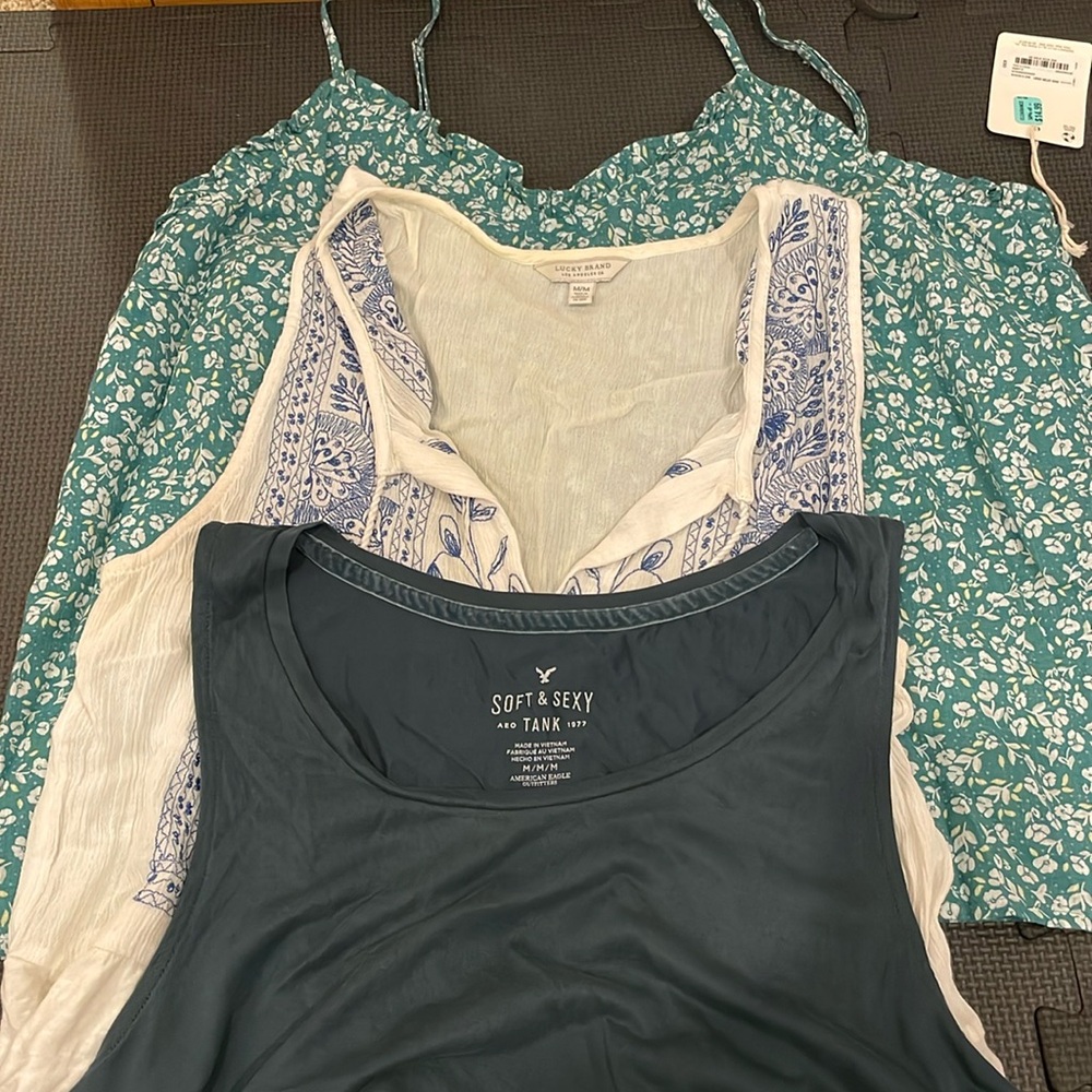 MOVING SALE ALL MUST GO: Tank Top Bundle!